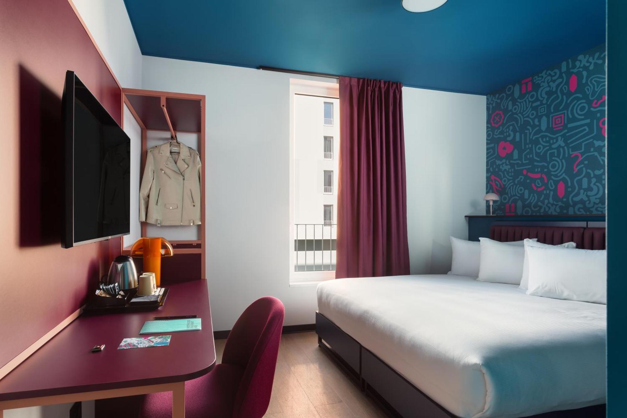 Cx Milan Nom Hostel Екстериор снимка