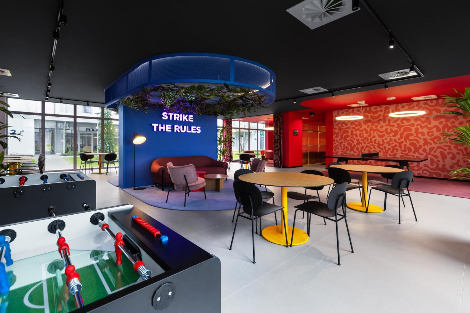Cx Milan Nom Hostel Екстериор снимка