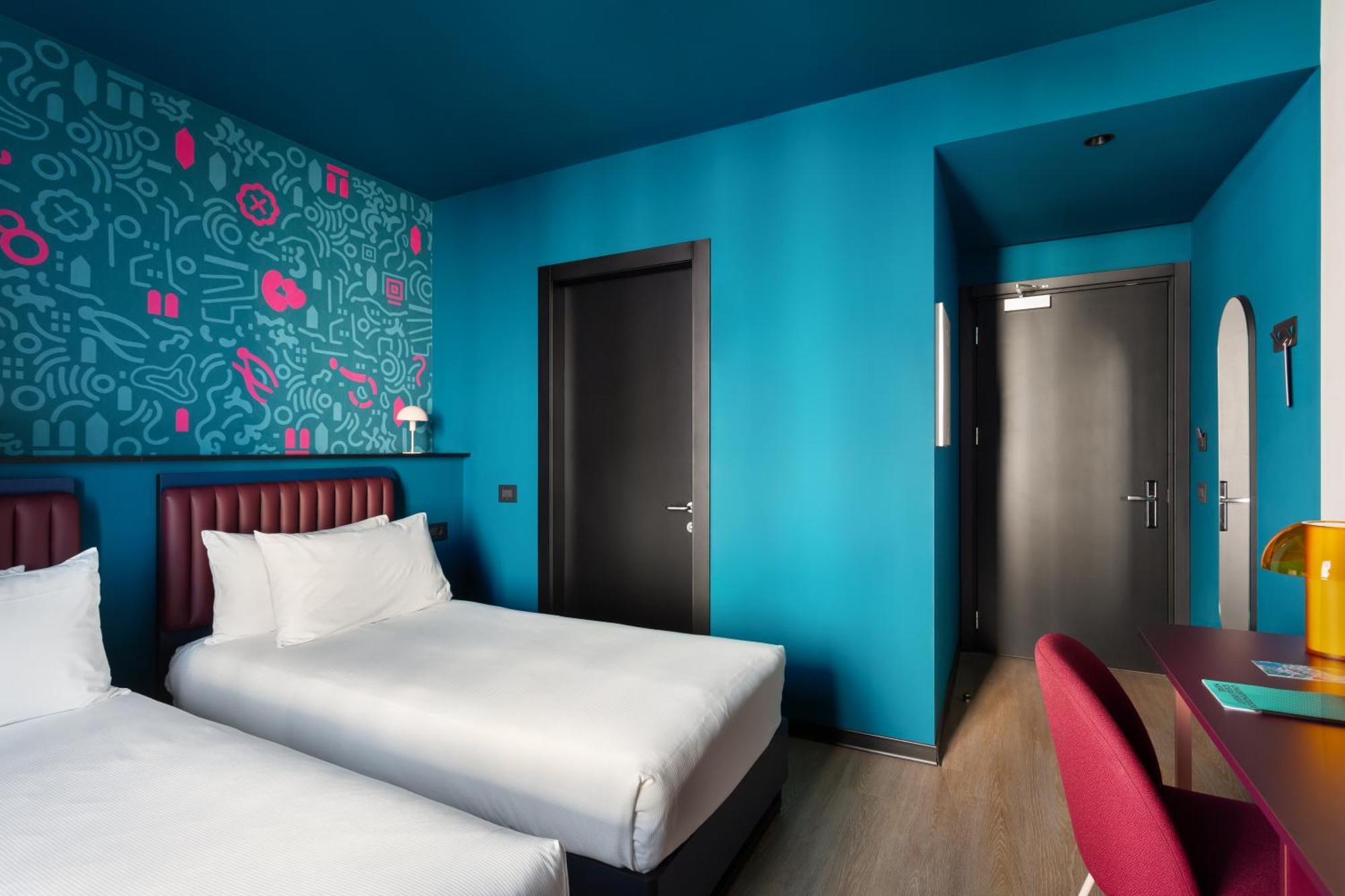 Cx Milan Nom Hostel Екстериор снимка