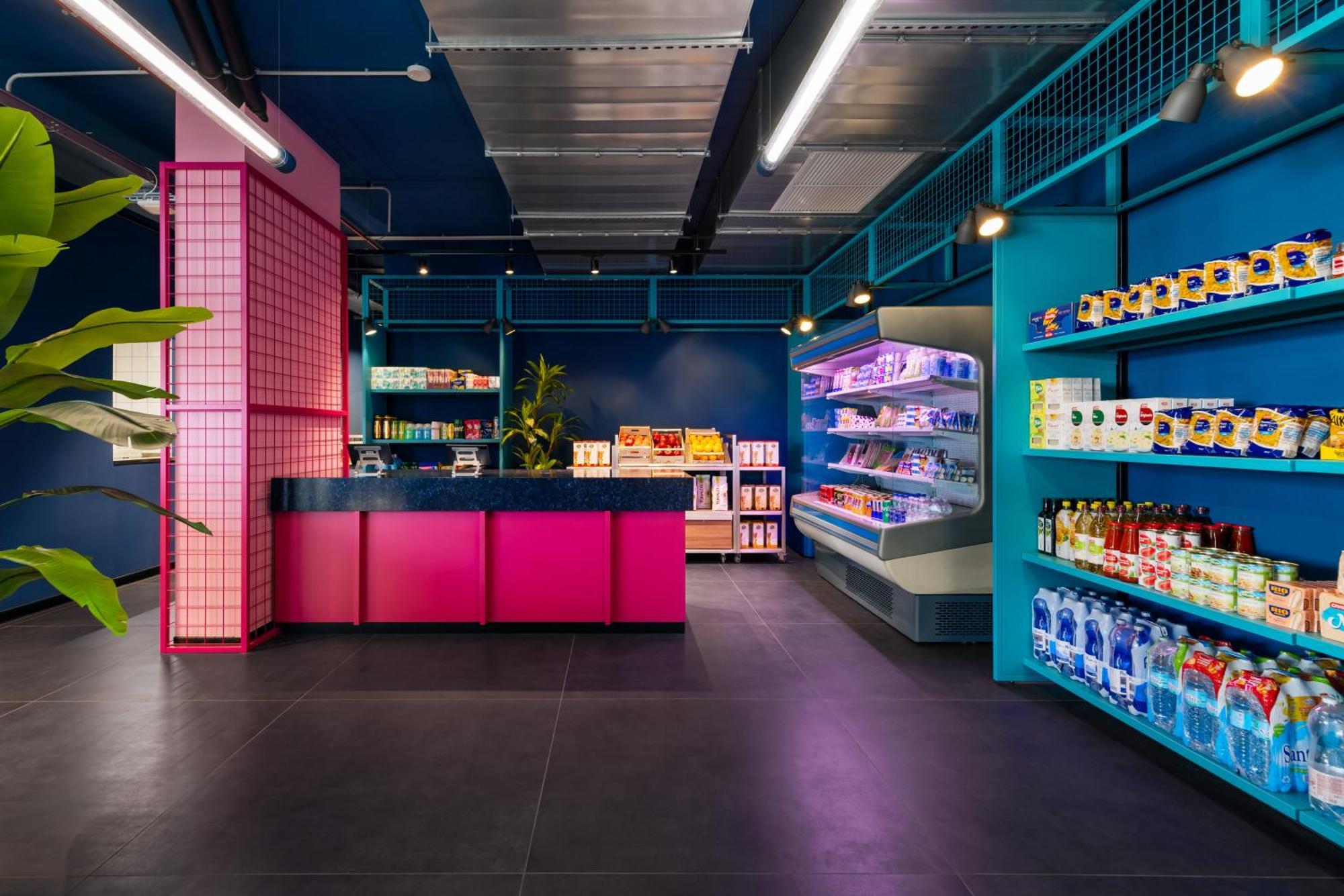 Cx Milan Nom Hostel Екстериор снимка