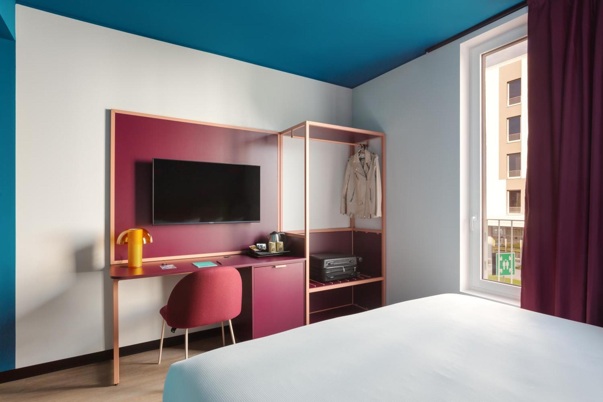 Cx Milan Nom Hostel Екстериор снимка