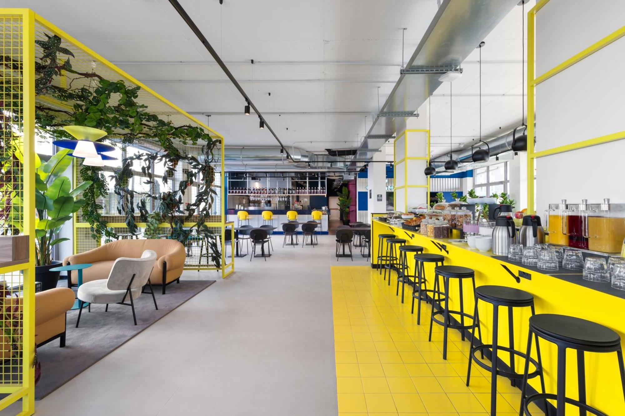 Cx Milan Nom Hostel Екстериор снимка