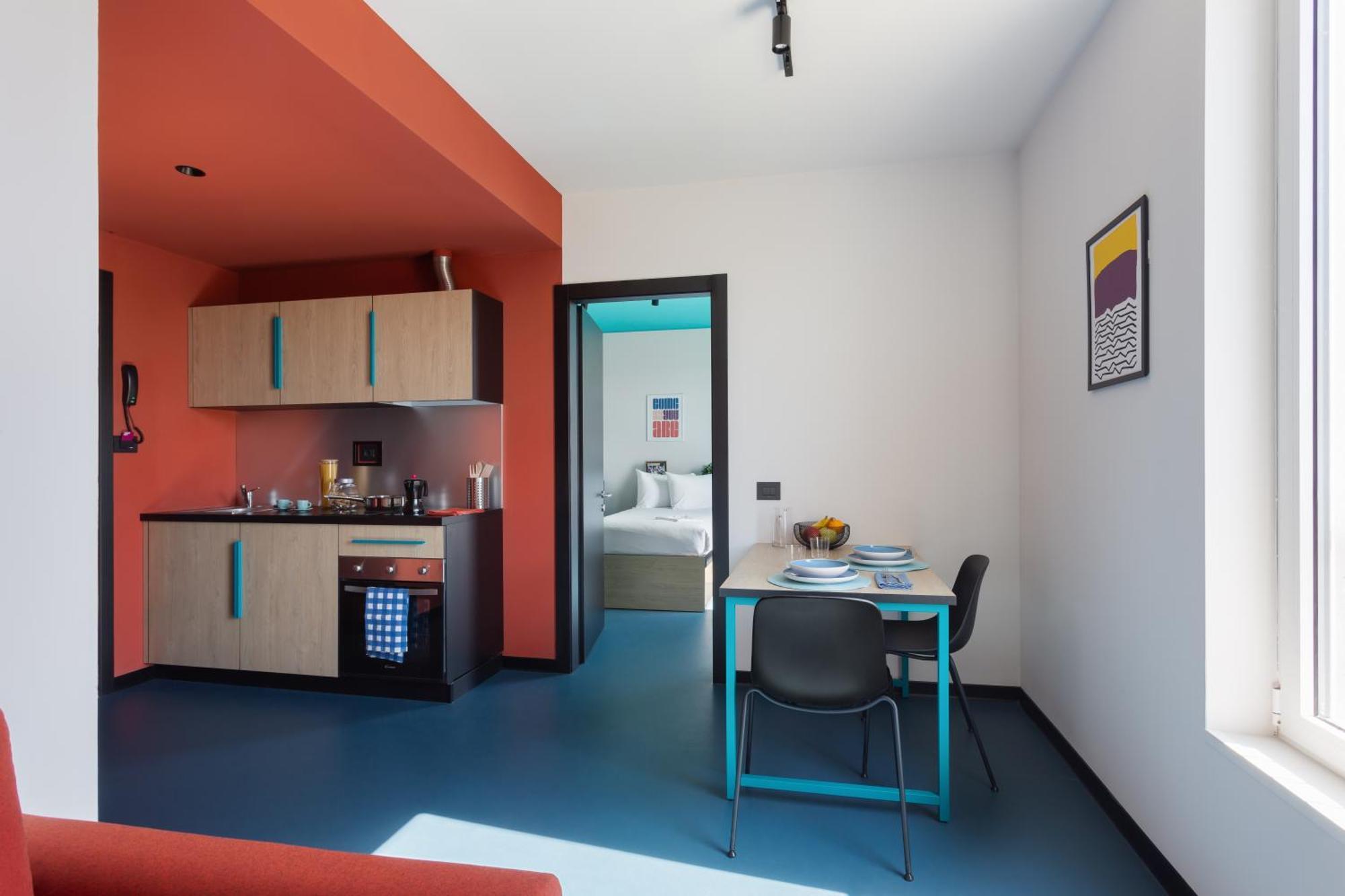 Cx Milan Nom Hostel Екстериор снимка